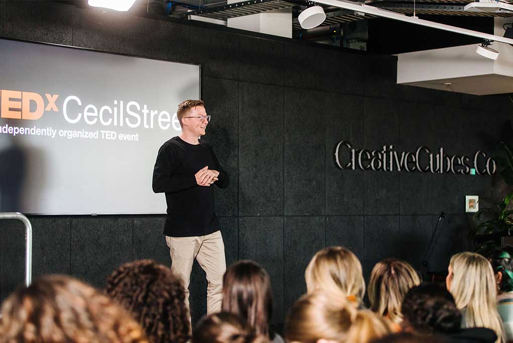 Cryptocurrency Keynote Speaker - Ben Simpson 7 ben speaker 02